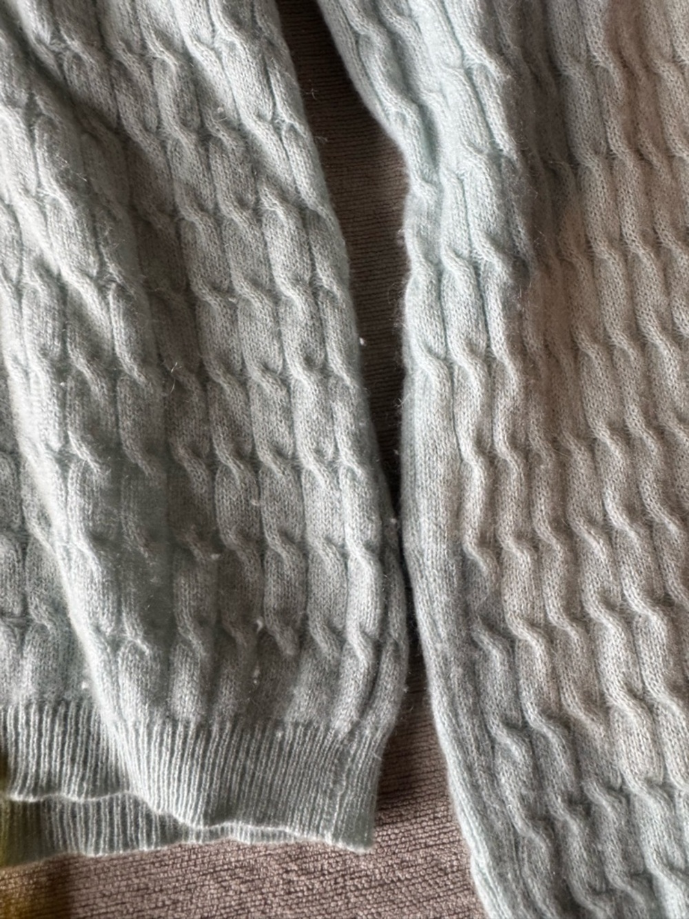 Grace Cashmere 100% Cashmere V-Neck Sweater Blue Small Soft Knit Classic - Picture 10 of 11